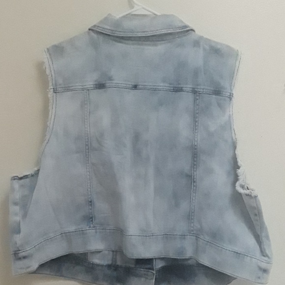 Torrid Denim Vest - Picture 4 of 4